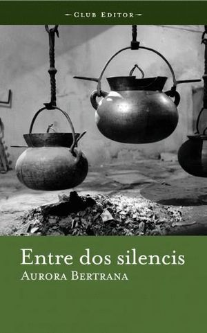 ENTRE DOS SILENCIS