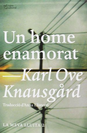 UN HOME ENAMORAT